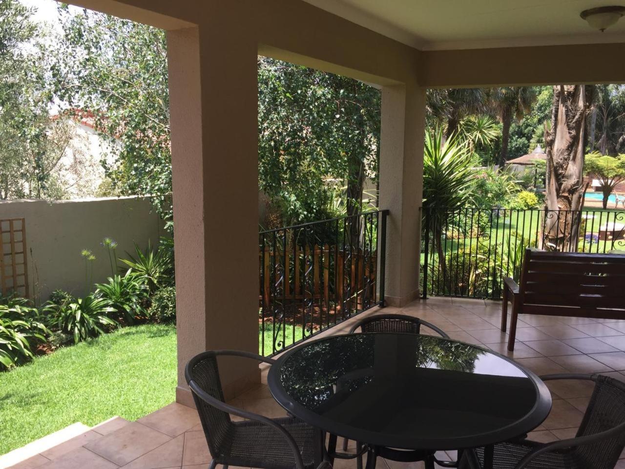 125 On Van Buuren Road Guest House Johannesburg Exterior photo